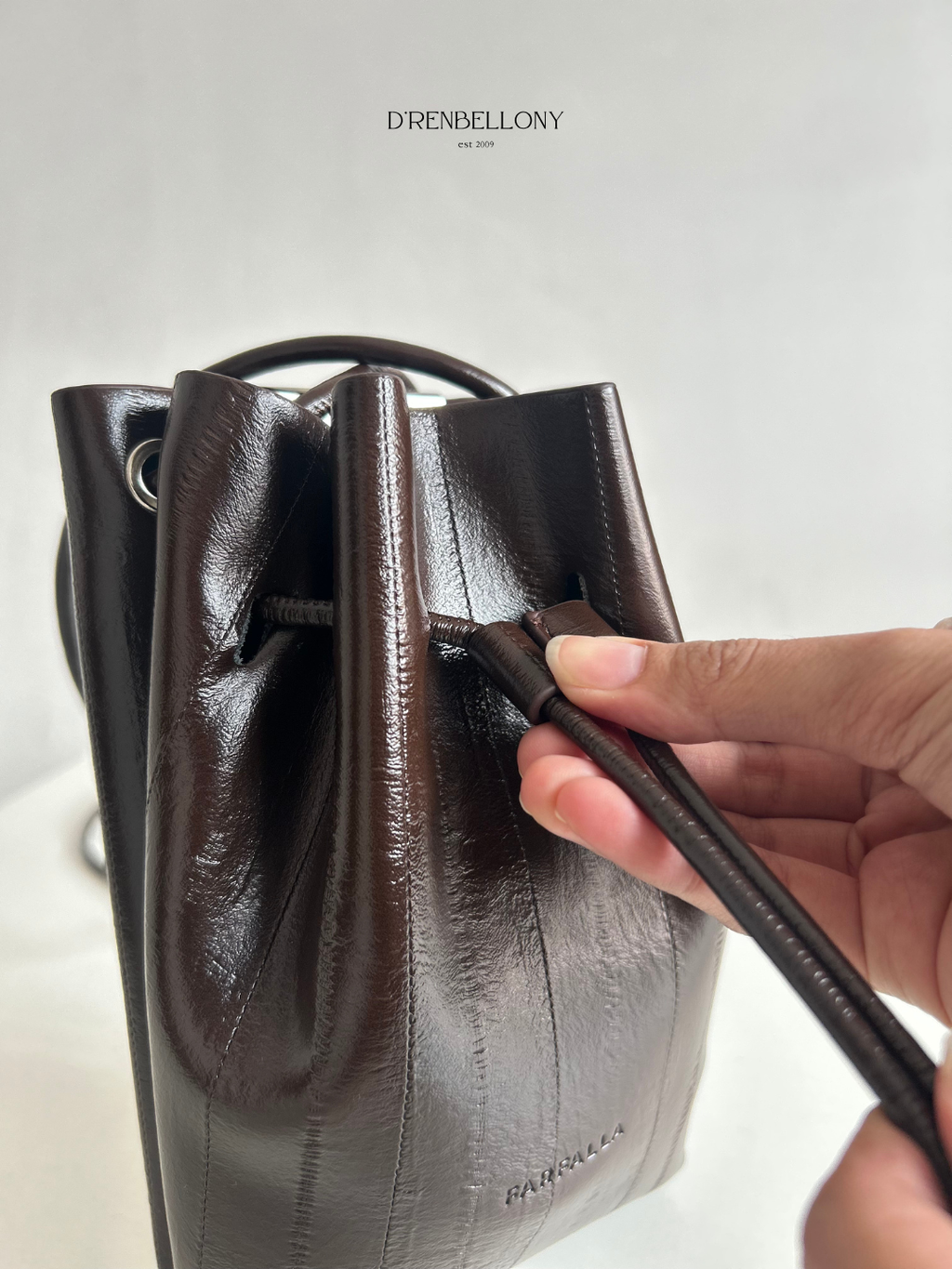 MARY JANE Phone Bag