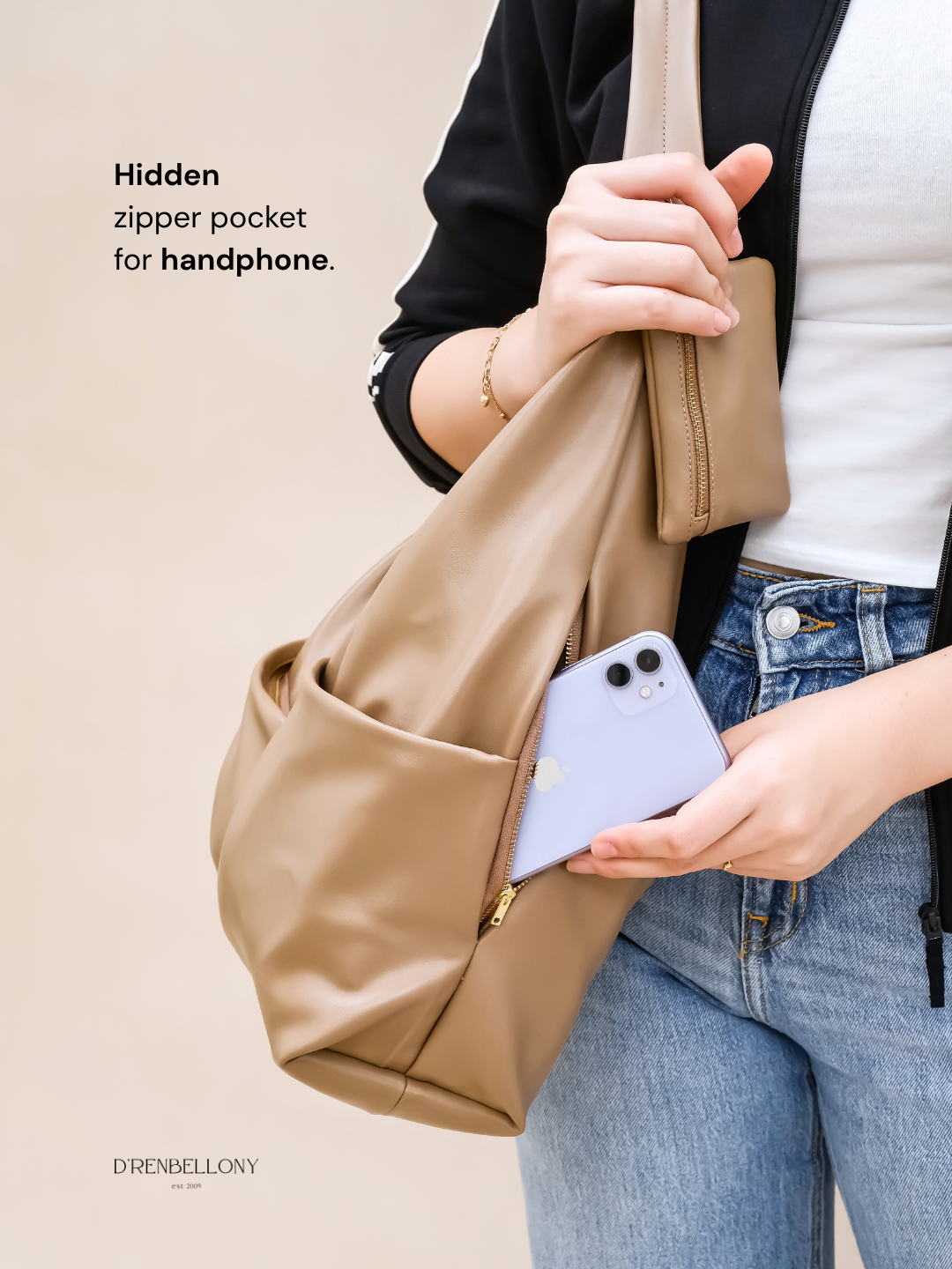 CLARISSA Travel Sling Bag