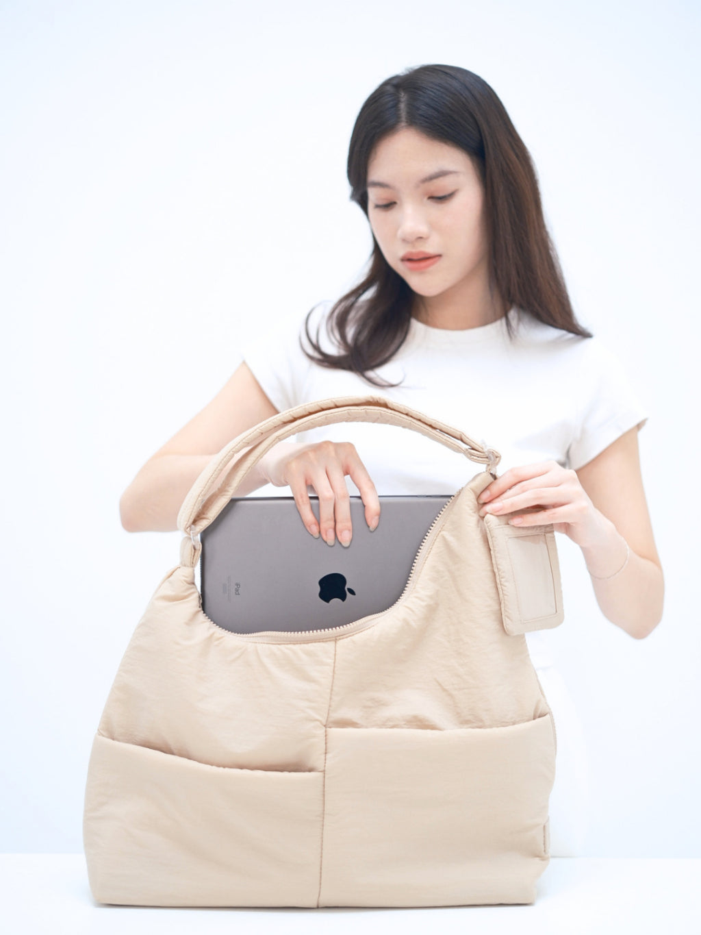 NEXA Sling Bag Puffy Ringan Tas Traveling Selempang Wanita
