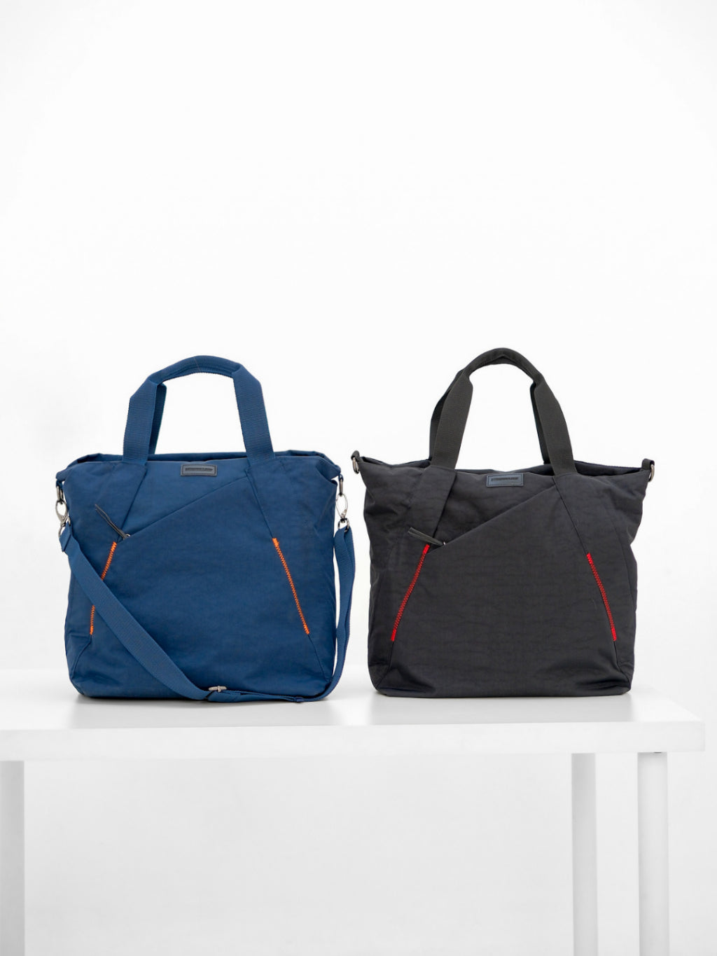 Tas LAPTOP Sporty  Ringan Terorganizer Tote Bag wanita - GIO DRENBELLONY
