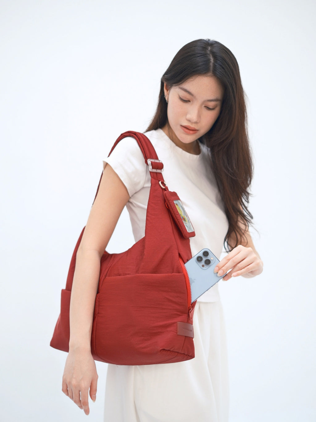 NEXA Sling Bag Puffy Ringan Tas Traveling Selempang Wanita