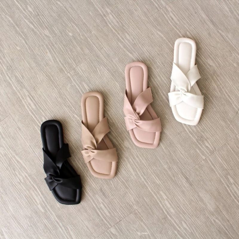 ZOEVE x DREN Sandal Flat Wanita Kaki Lebar Terepes Latex Empuk Nyaman Women Sandals [ CLOUDWALKER ]