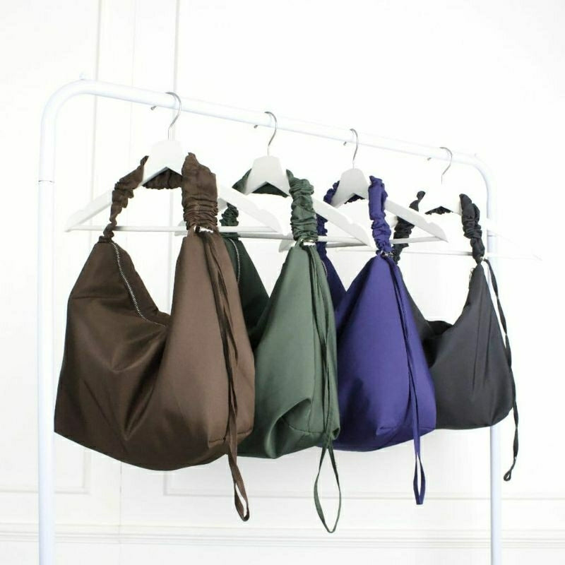 Jisoo Sling Bag Nylon Tas Bahu Selempang Wanita